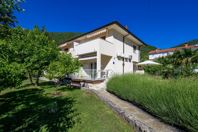 Eksterijer, Apartmani Rosović - Mo&scaron;ćenička Draga, kraj &scaron;ljunčanih plaža Mo&scaron;ćenička Draga