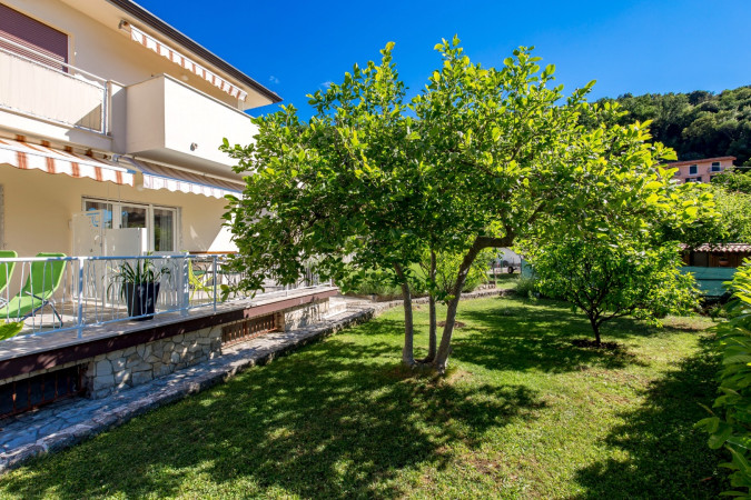 Eksterijer, Apartmani Rosović - Mo&scaron;ćenička Draga, kraj &scaron;ljunčanih plaža Mo&scaron;ćenička Draga