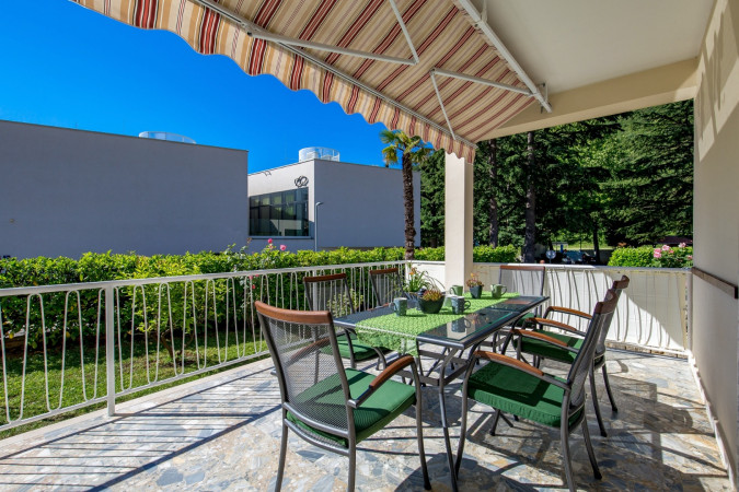 Apartman B, Apartmani Rosović - Mo&scaron;ćenička Draga, kraj &scaron;ljunčanih plaža Mo&scaron;ćenička Draga