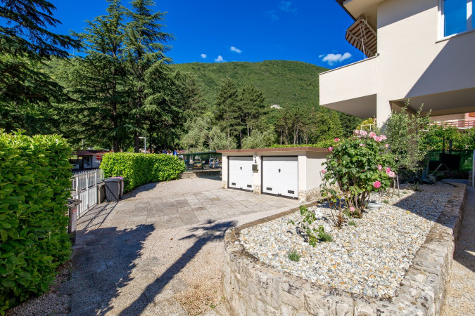 Eksterijer, Apartmani Rosović - Mo&scaron;ćenička Draga, kraj &scaron;ljunčanih plaža Mo&scaron;ćenička Draga
